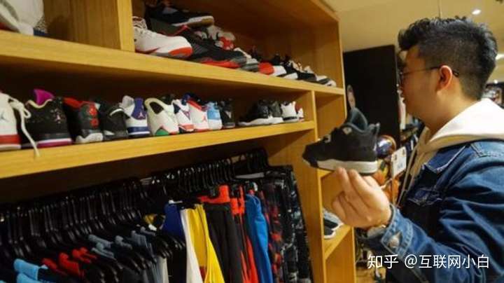 渠道体育店铺怎么开?一个老零售人的实操笔记 渠道体育店铺怎么开?一个老零售人的实操笔记