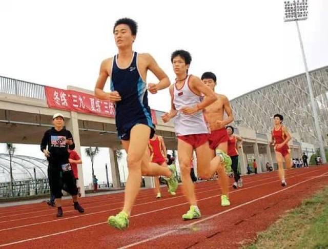 怎么当体育生保送？别光练傻劲儿，这条路其实有通关密码